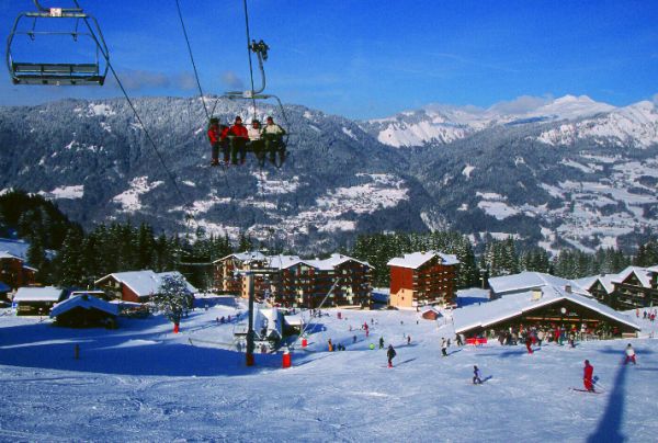 kleine Dörfer nahe großer Skigebiete: Morillon