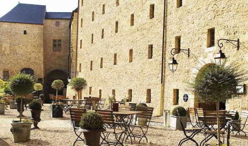 Chateau Fort von Sedan hotellerie du château-fort