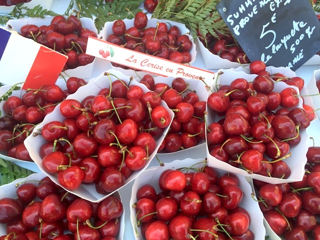 Markt in die Provence: Kirschen