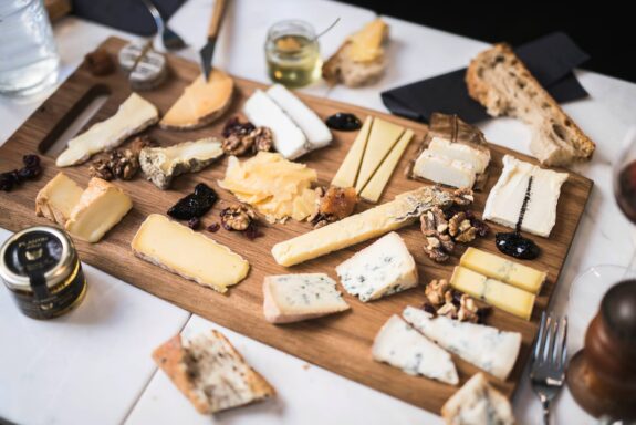 Neuer Trend in Paris: les bars à fromage