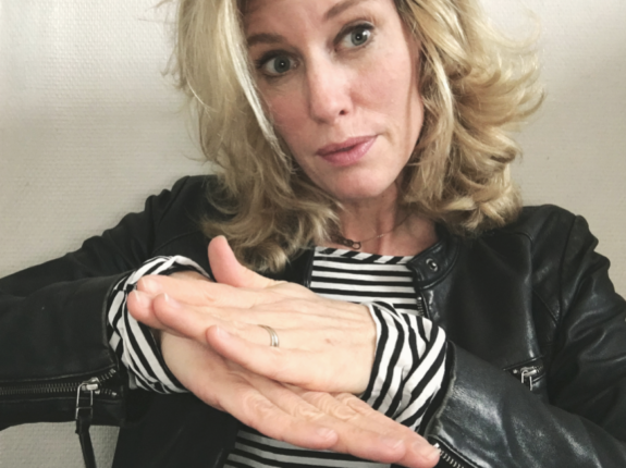 Französische Handbewegungen