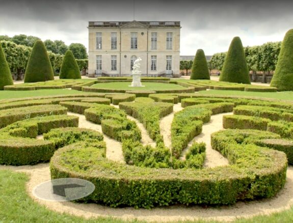 Google Chateaux de la Loire Chateau de Bourges