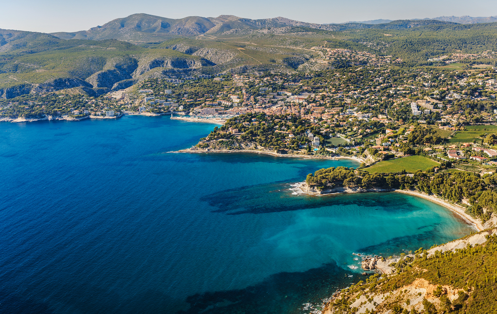 kustlijn en omgeving van Marseille calanques