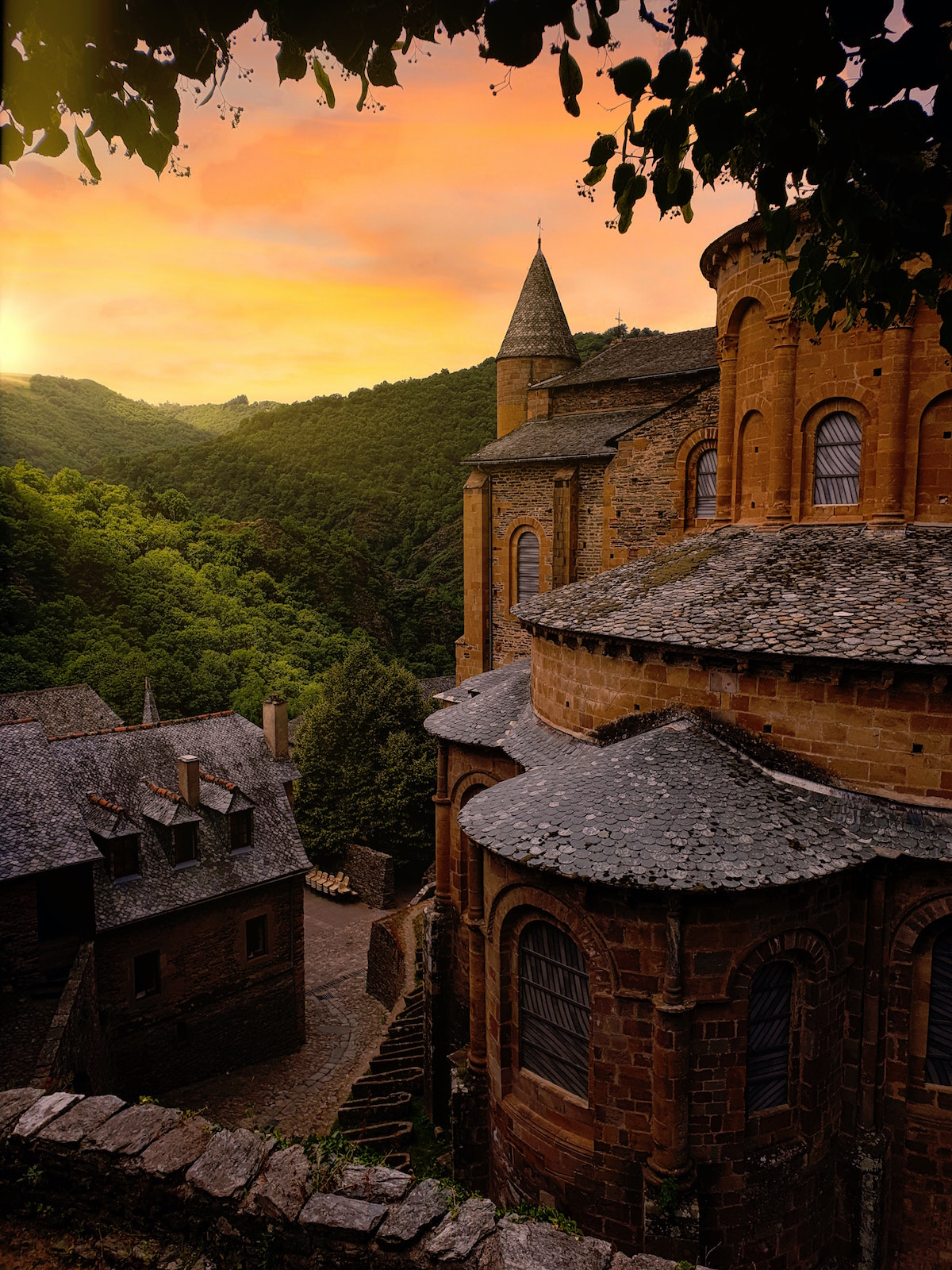 Conques abbaye Aveyron Occitanie