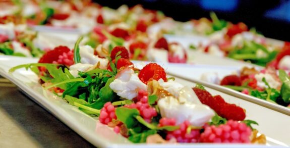 Carpaccio von Roter Bete mit Ziegenkäse