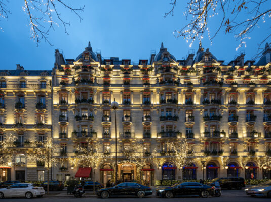hotel plaza athénée paris