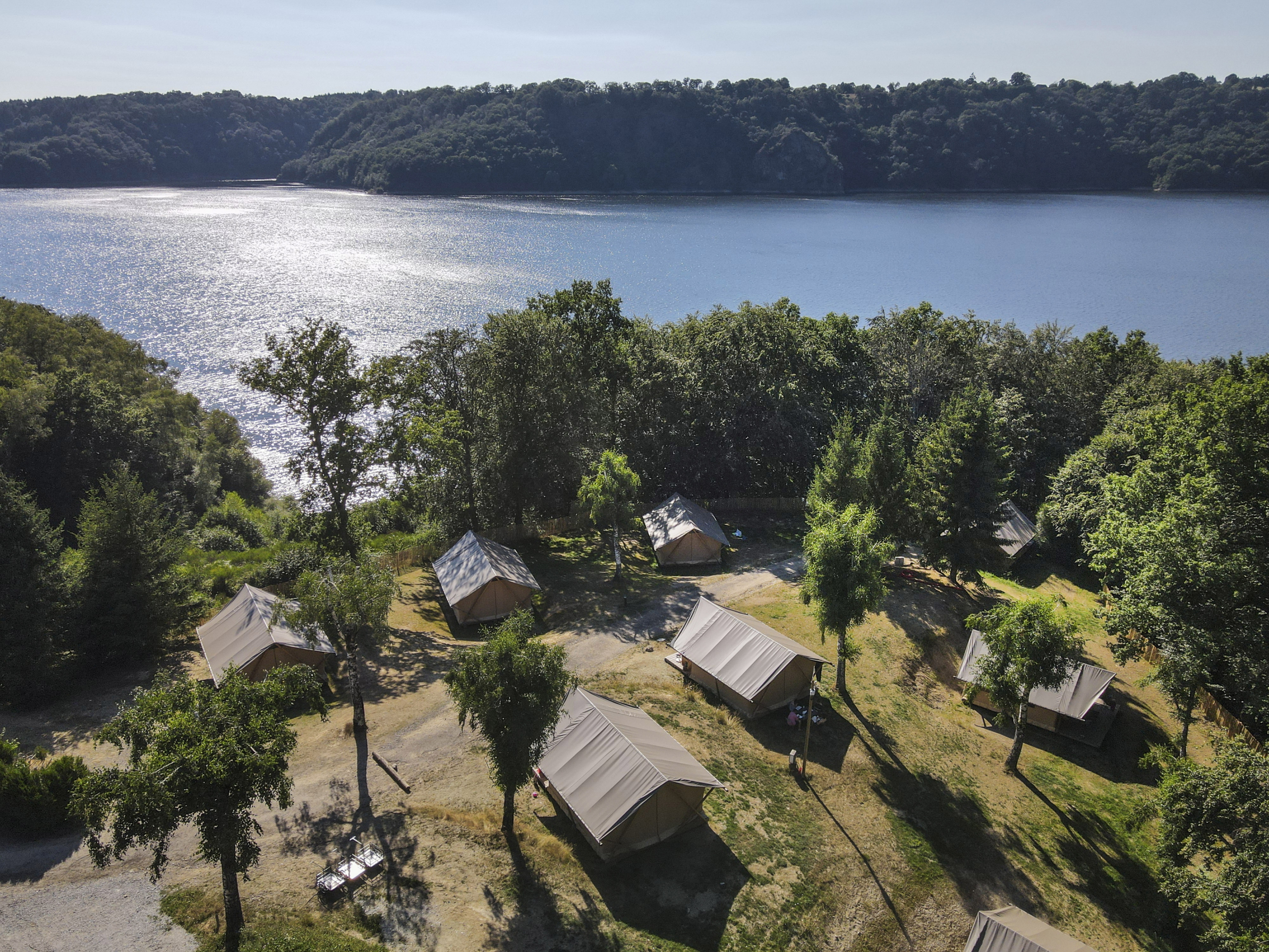 Camping Huttopia Lac de Siauve