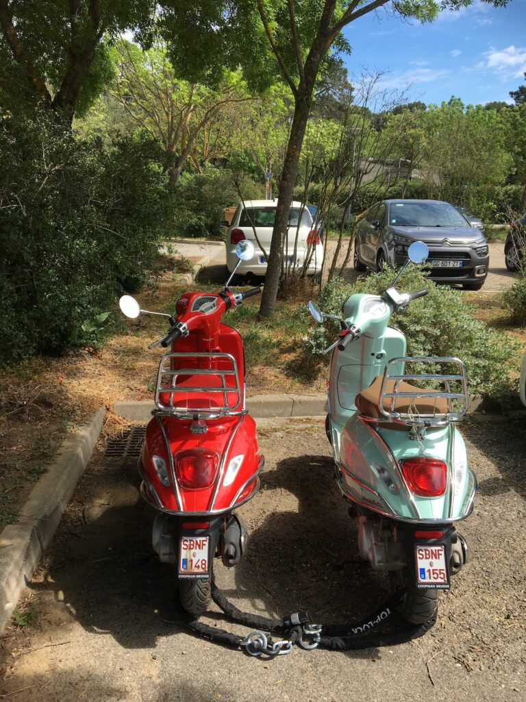 scooters pont du gard