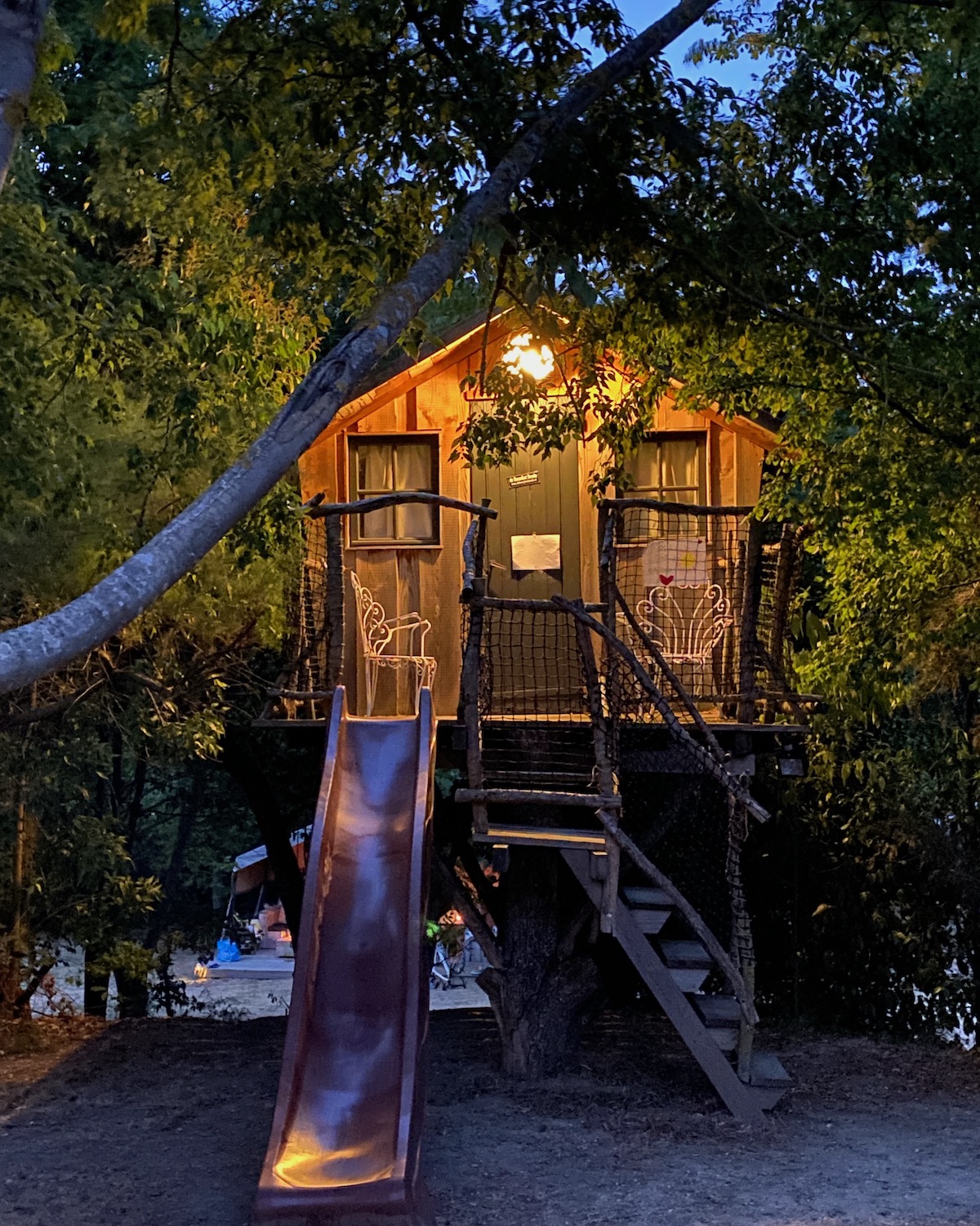 Birbès boomhut met glijbaan in de Aude