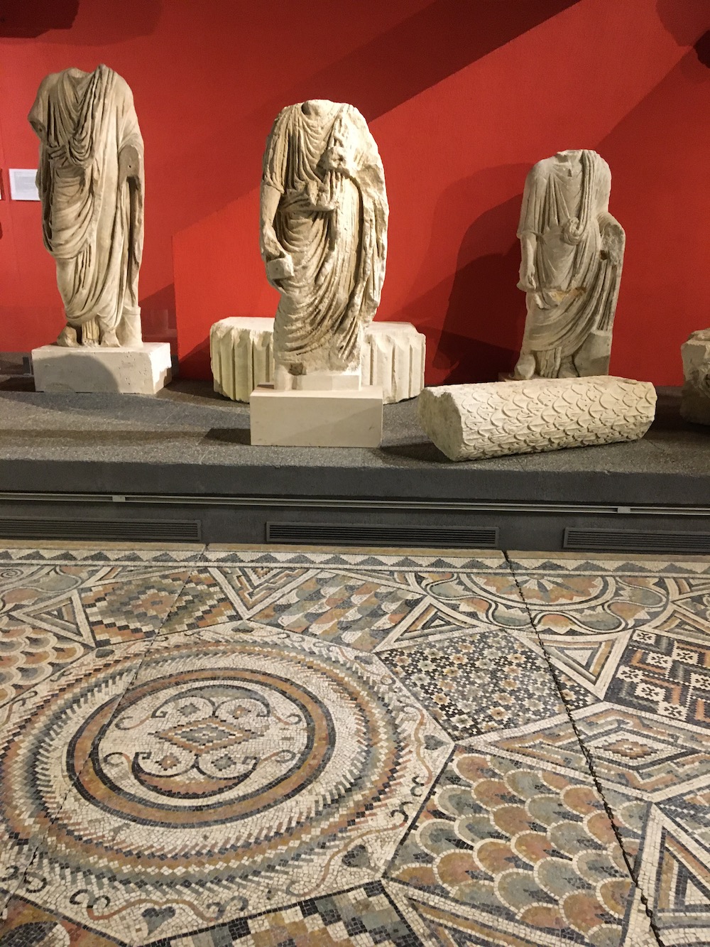 Bordeaux Musee d' Aquitaine