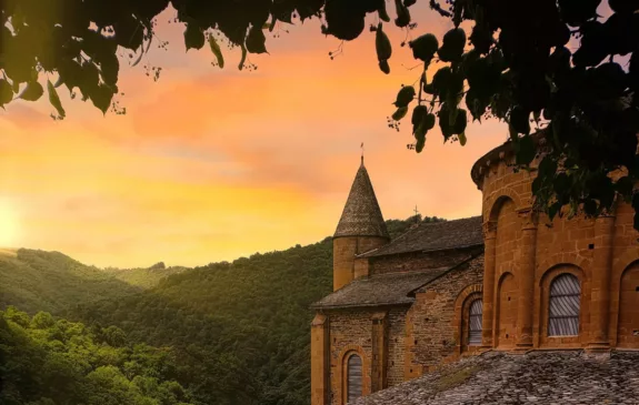 Conques abbaye Aveyron Occitanie